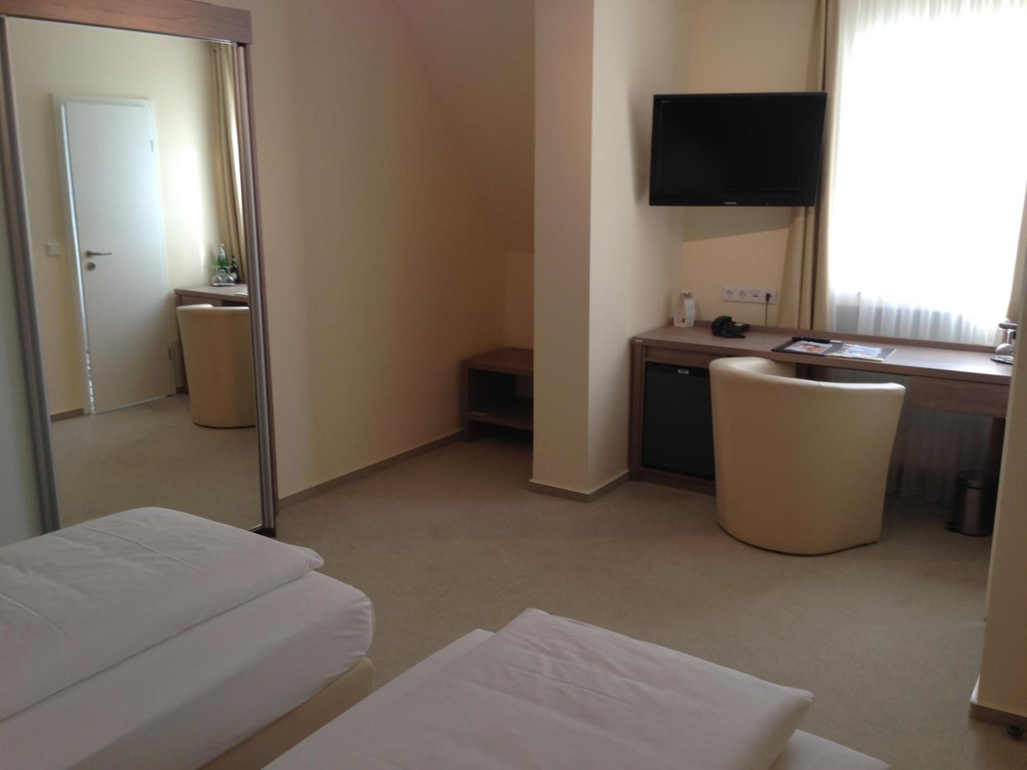 Hotel Destination 21 Дюссельдорф Экстерьер фото